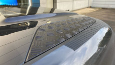 Land Rover Defender 3.0 D250 X-Dynamic SE 90 3dr Auto Diesel Estate